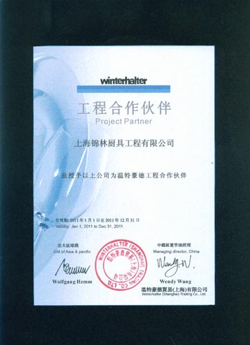 ���غ���